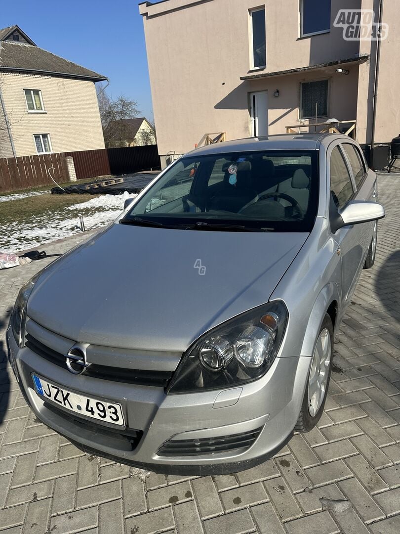 Opel Astra 2004 г Хэтчбек