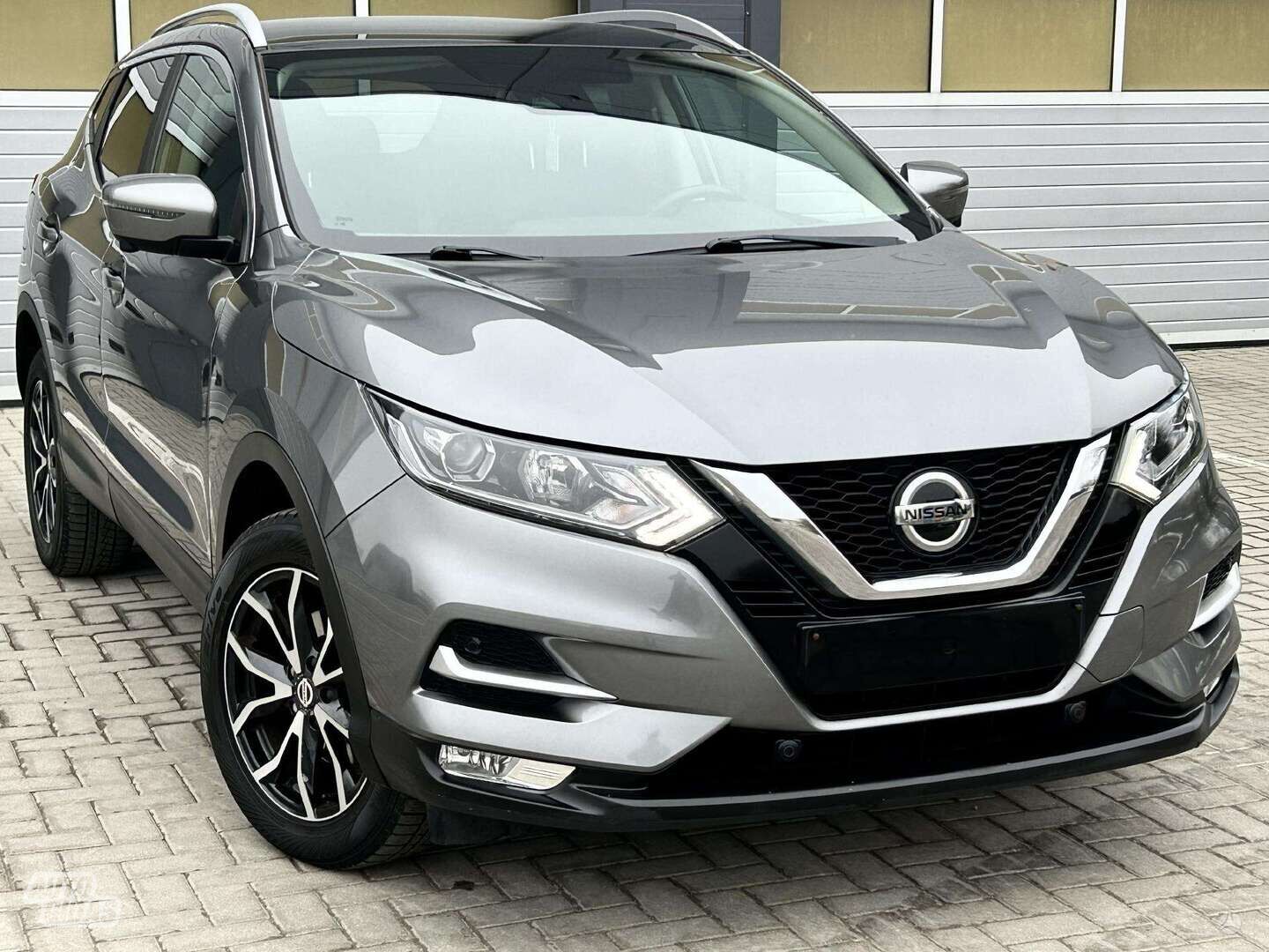 Nissan Qashqai 2018 г Внедорожник / Кроссовер