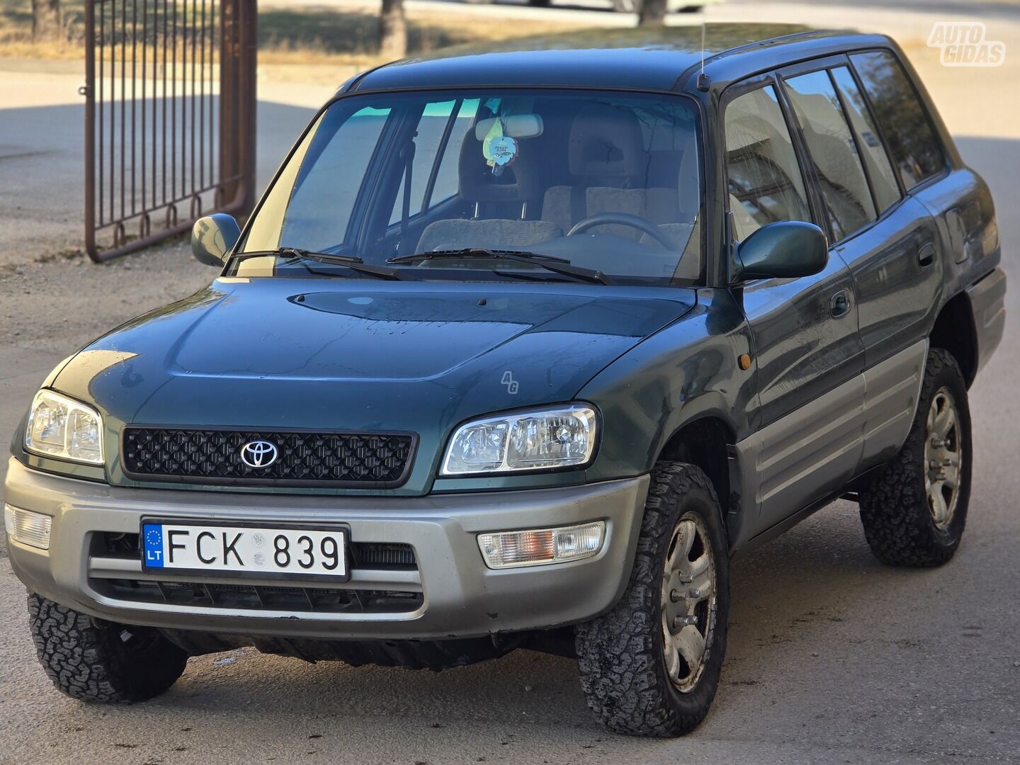 Toyota RAV4 1999 m Visureigis / Krosoveris