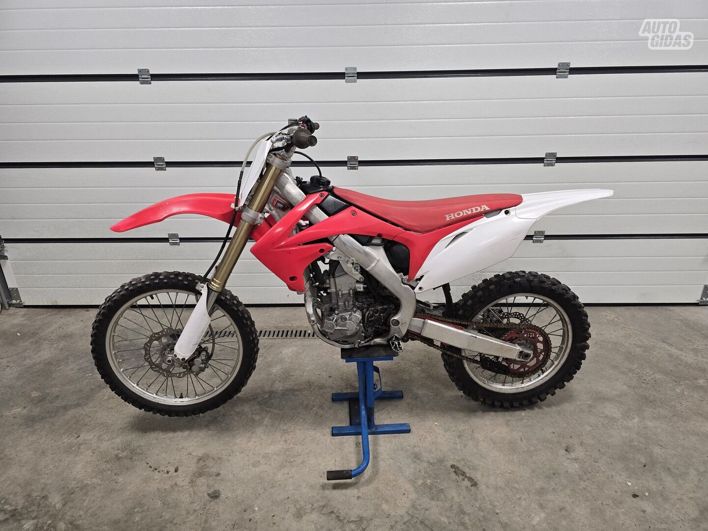 Honda CRF250R 2011 y Motocross / Supermoto motorcycle