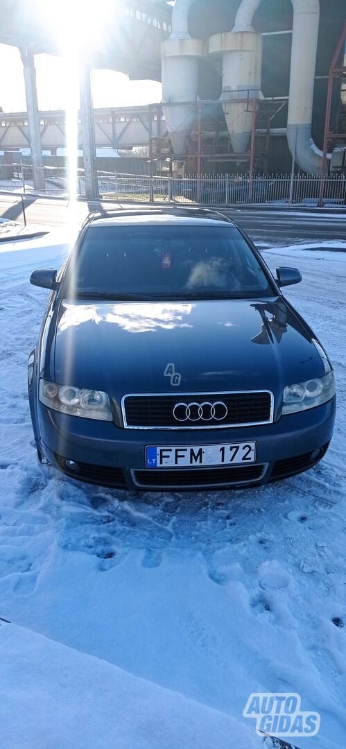 Audi A4 2001 y Sedan