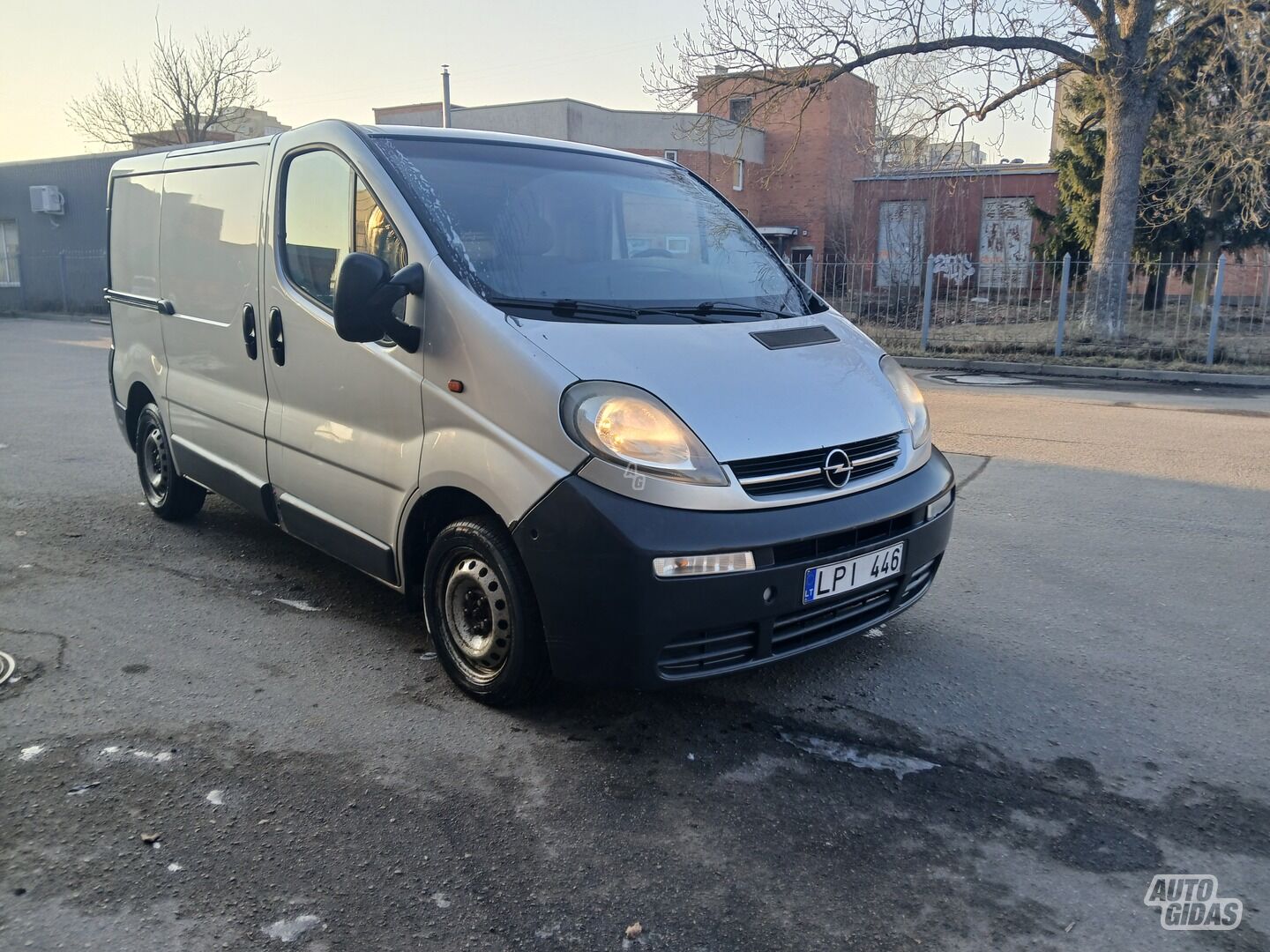 Opel Vivaro 2006 y Heavy minibus