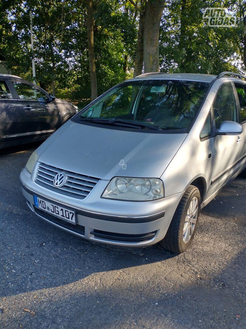 Volkswagen Sharan 2004 m Vienatūris