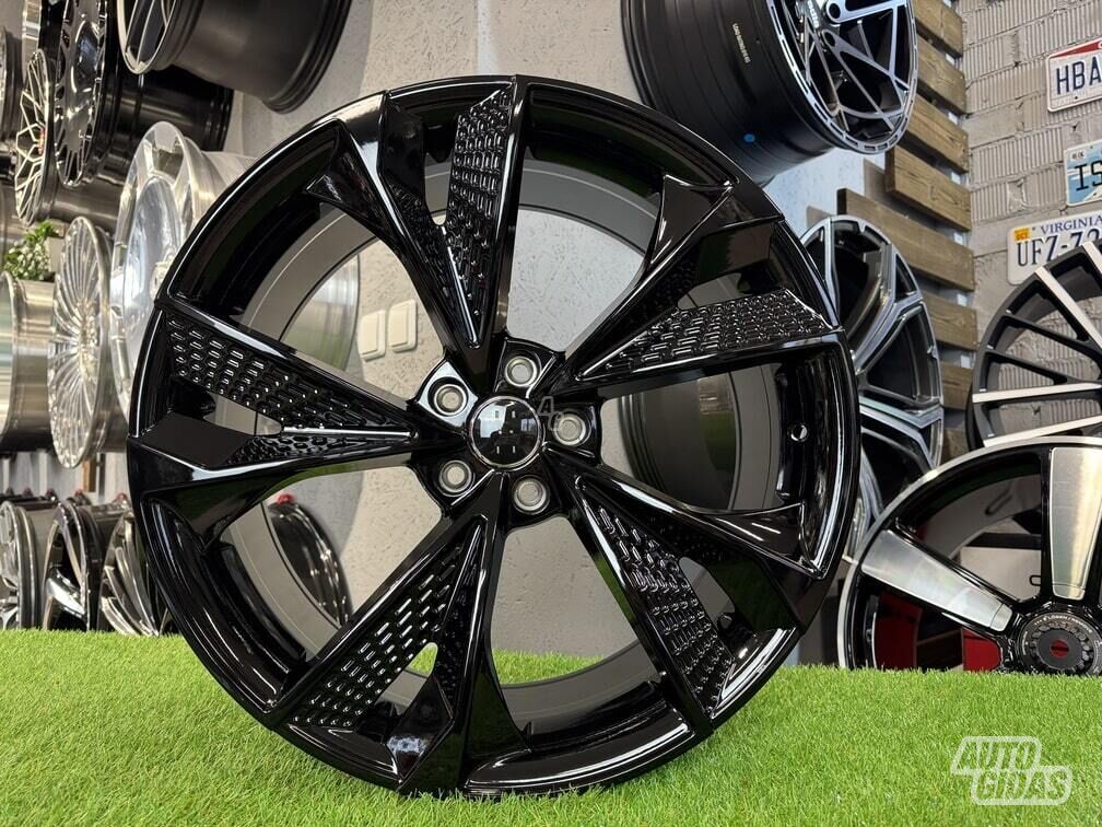 Autowheels Audi RS6 RS7 Style lengvojo lydinio R20 ratlankiai