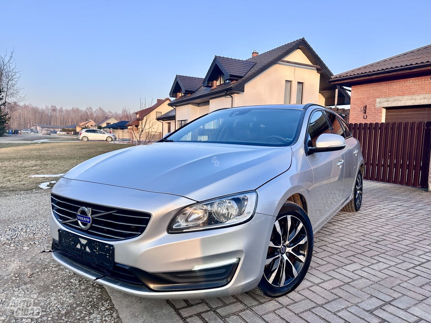 Volvo V60 2018 m Hečbekas