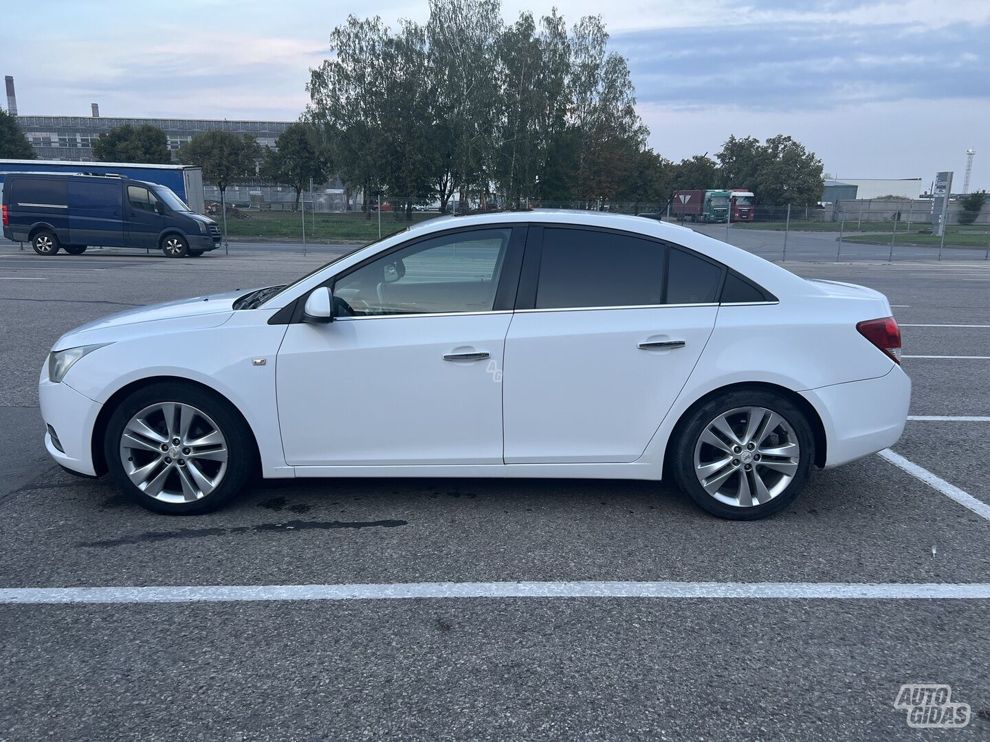 Chevrolet Cruze 2011 m Sedanas