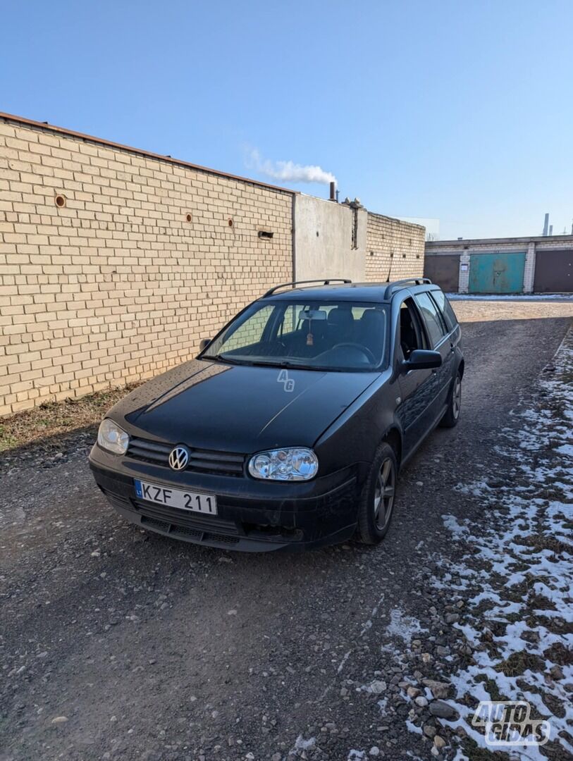 Volkswagen Golf 2004 m dalys