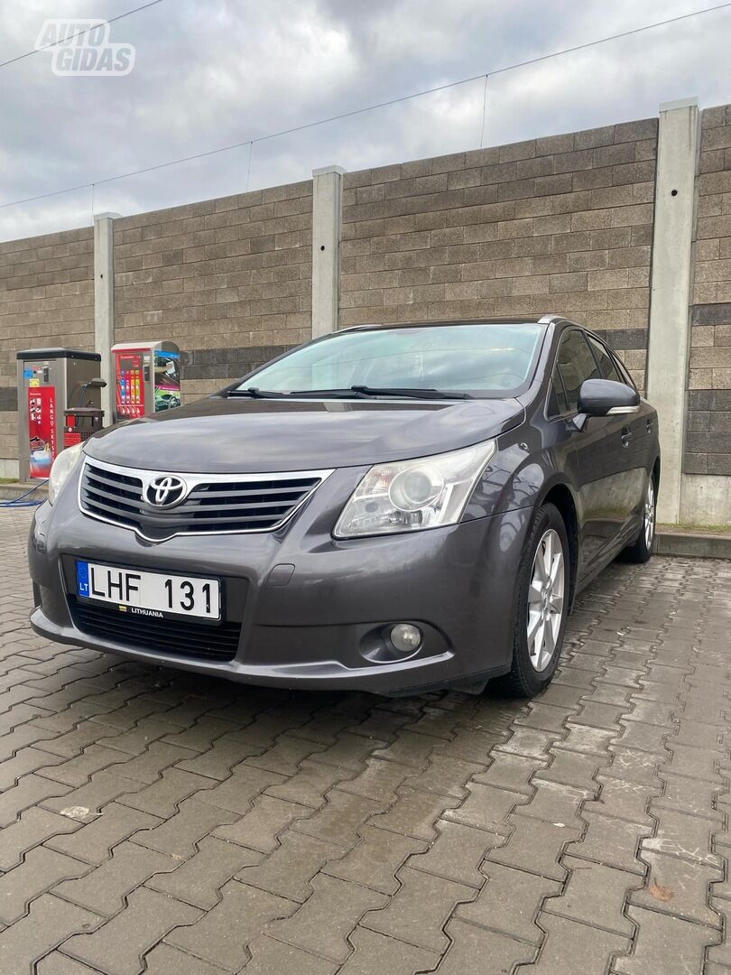 Toyota Avensis 2009 y Wagon