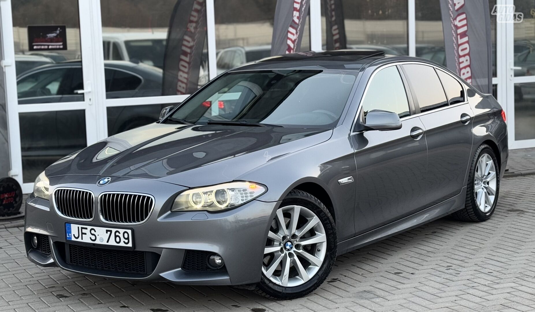 Bmw 528 2012 y Sedan