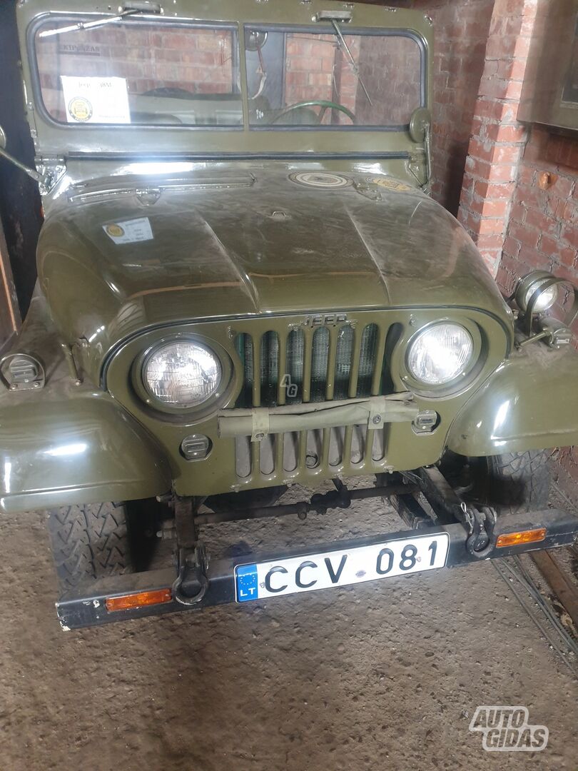 Jeep Willys 1954 y Off-road / Crossover