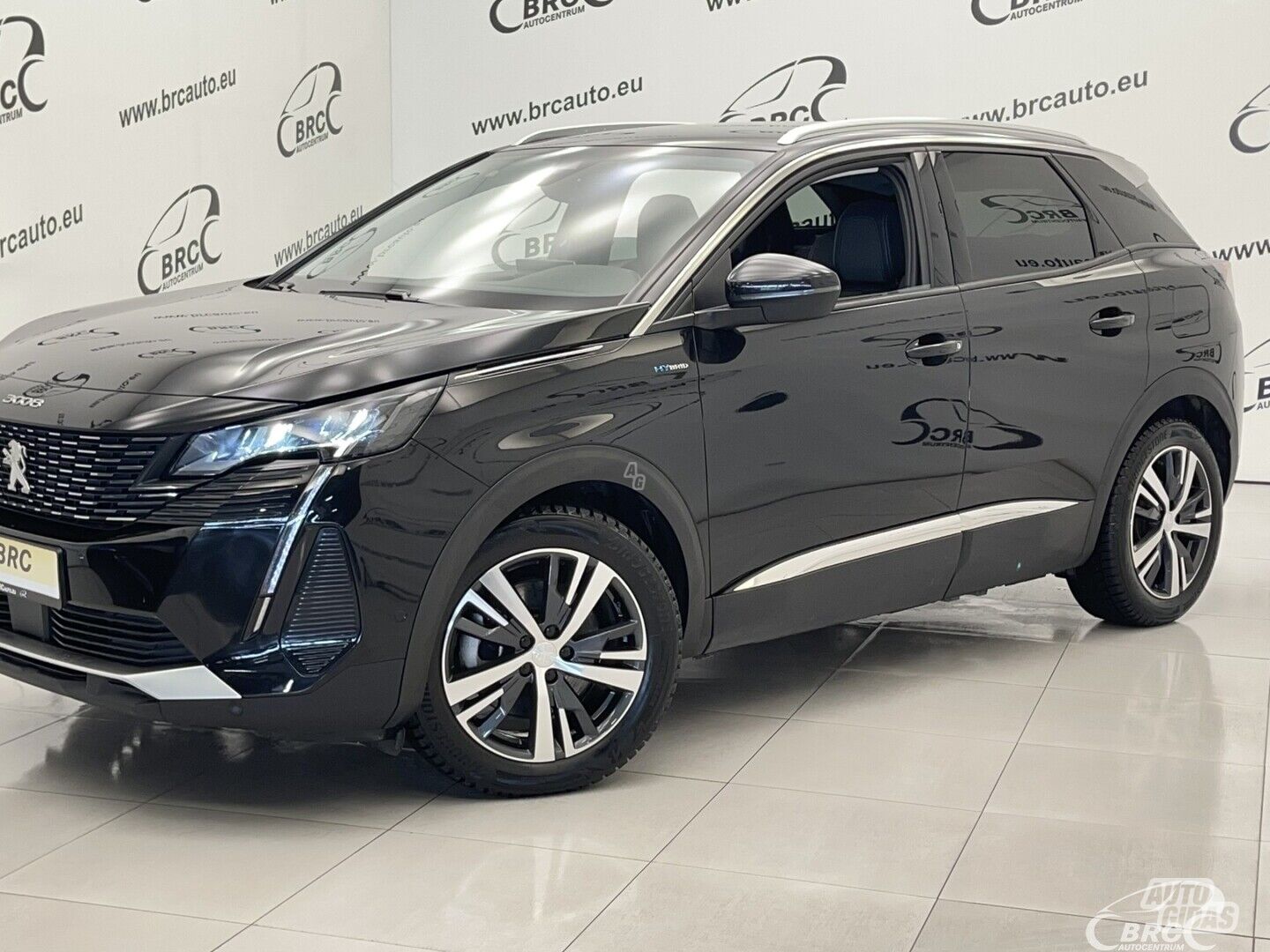 Peugeot 3008 1.6i Automatas Plug- 2021 г