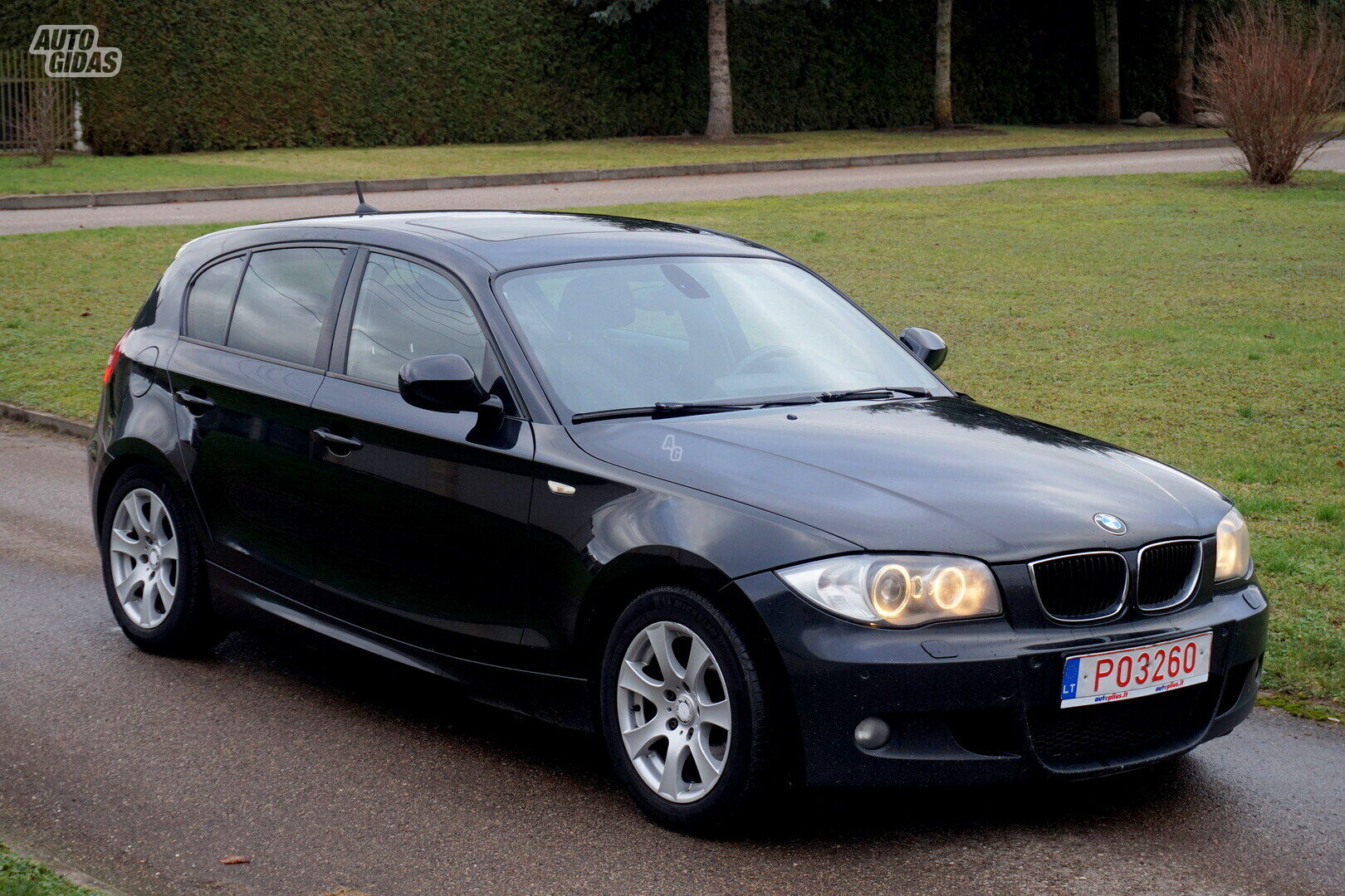 Bmw 120 2010 г Хэтчбек