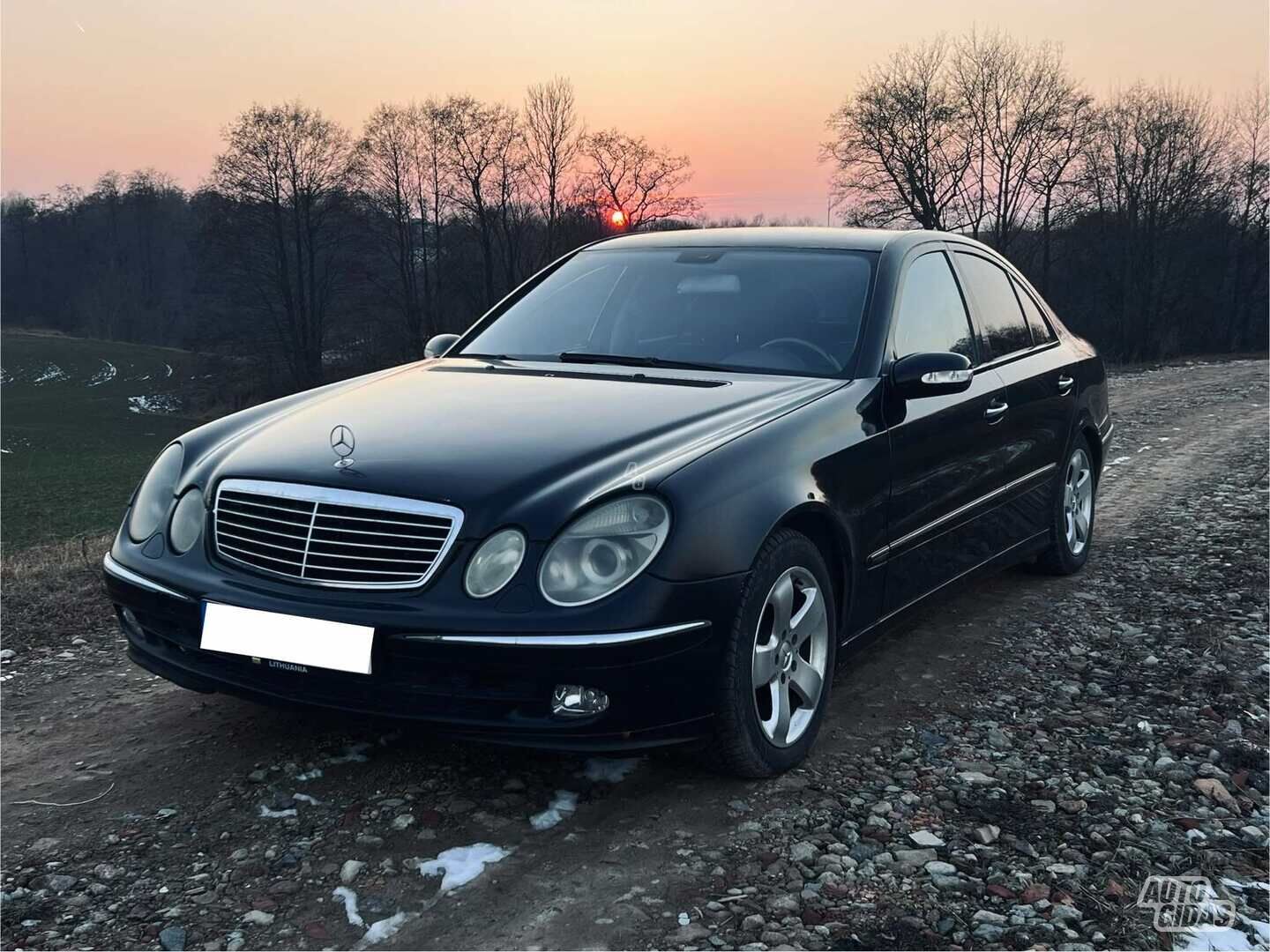 Mercedes-Benz E 280 2006 y Sedan