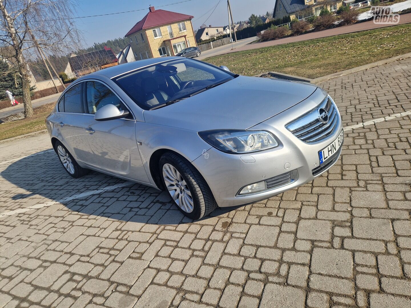 Opel Insignia 2010 y Sedan