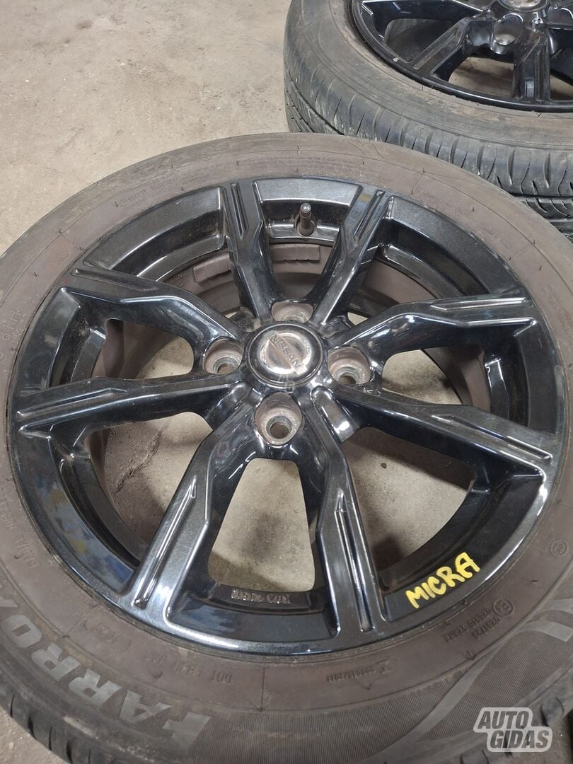 Nissan Micra light alloy R15 rims