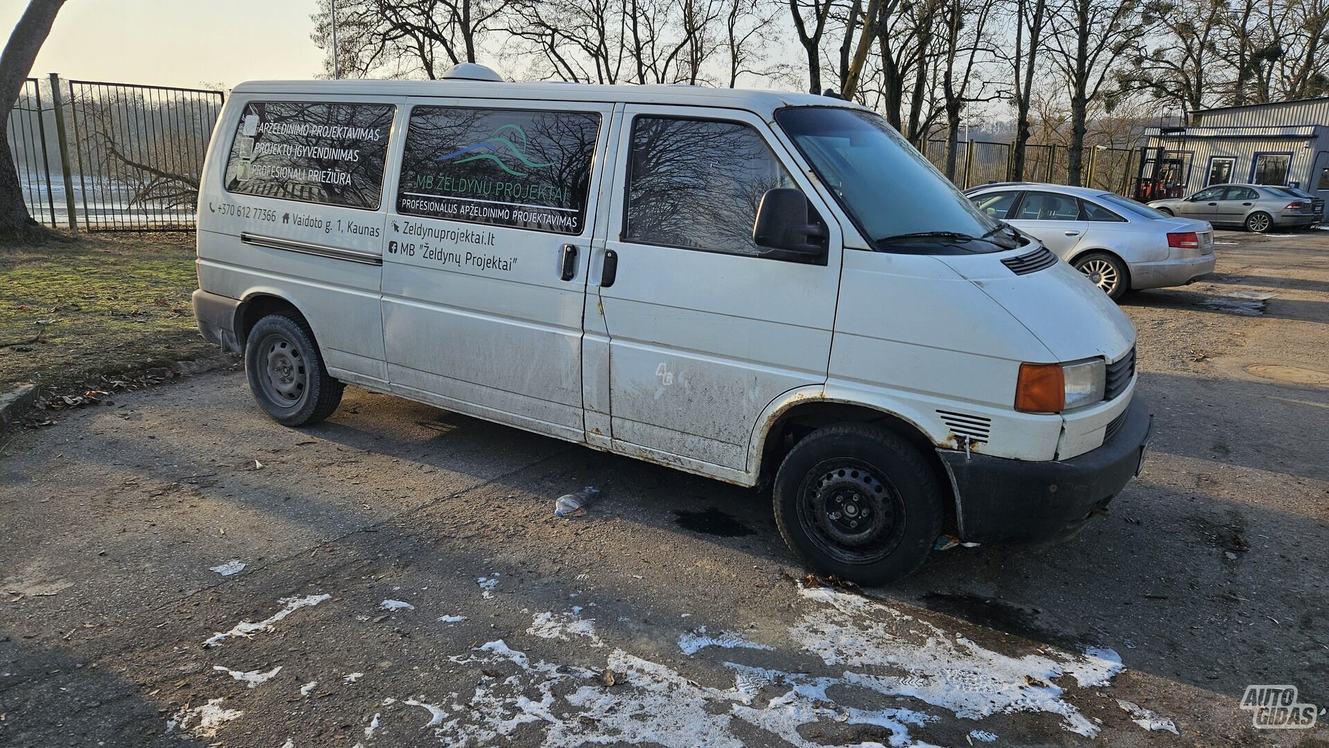 Volkswagen Transporter 2000 y Minibus