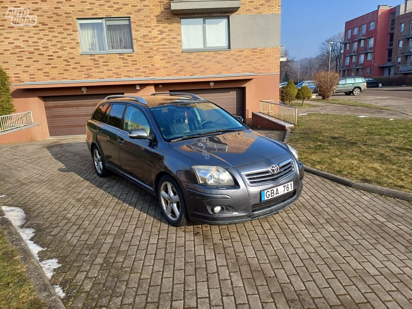 Toyota Avensis 2006 y Wagon