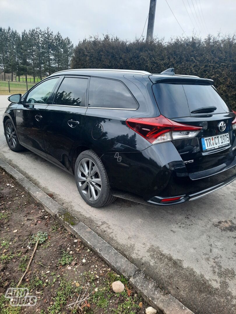 Toyota Auris 2016 m Universalas