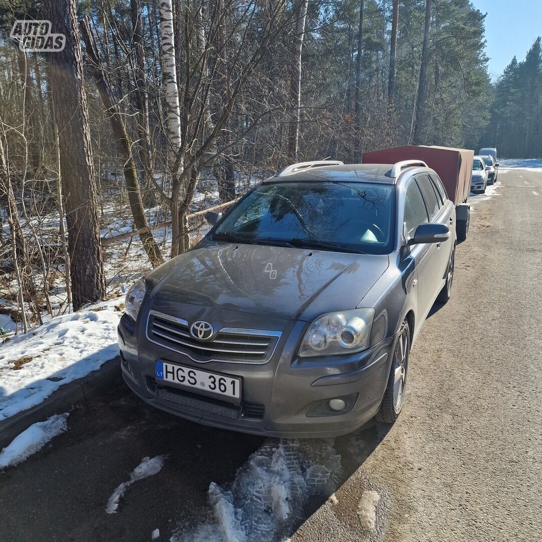 Toyota Avensis 2006 y Wagon