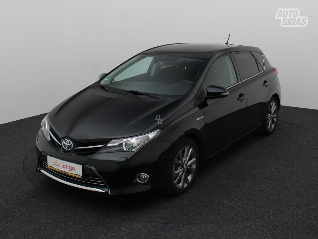 Toyota Auris 2013 y Hatchback