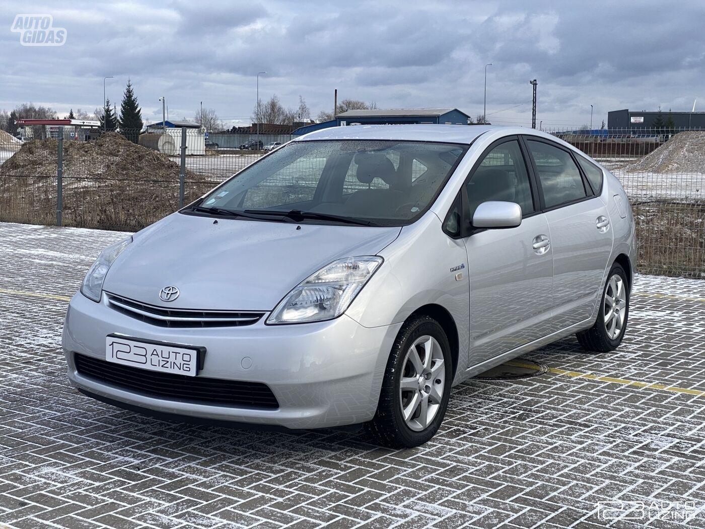 Toyota Prius 2008 г Хэтчбек