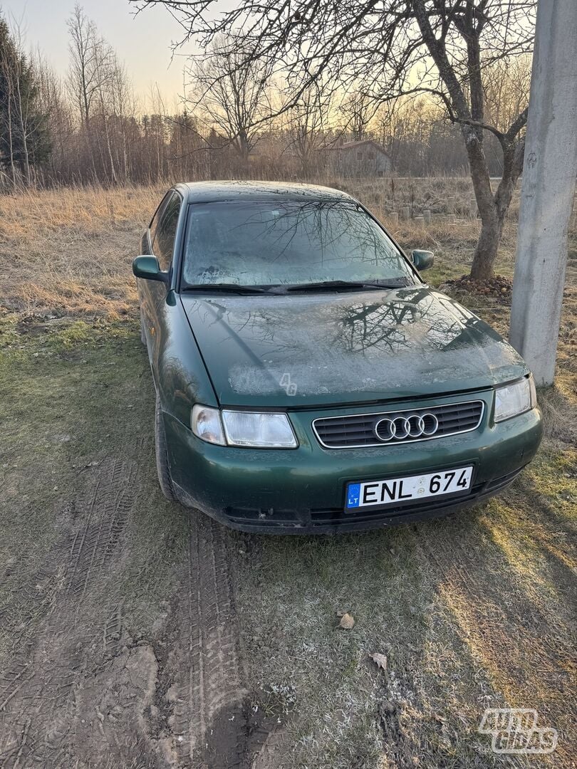 Audi A3 1998 г Хэтчбек