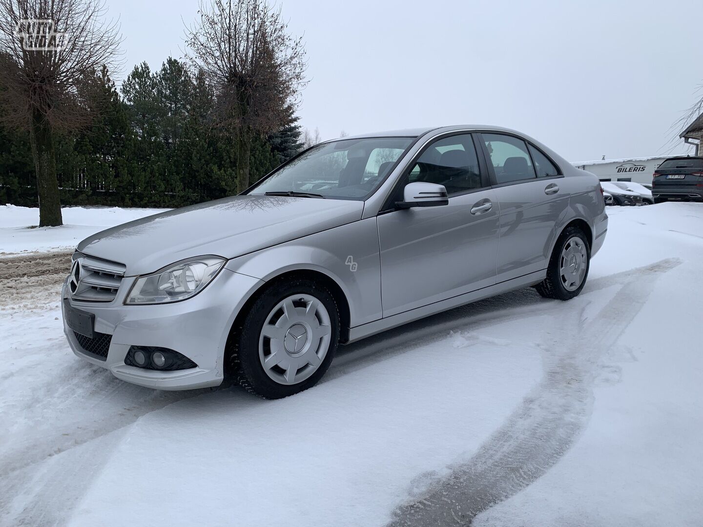 Mercedes-Benz C 200 2012 y Sedan