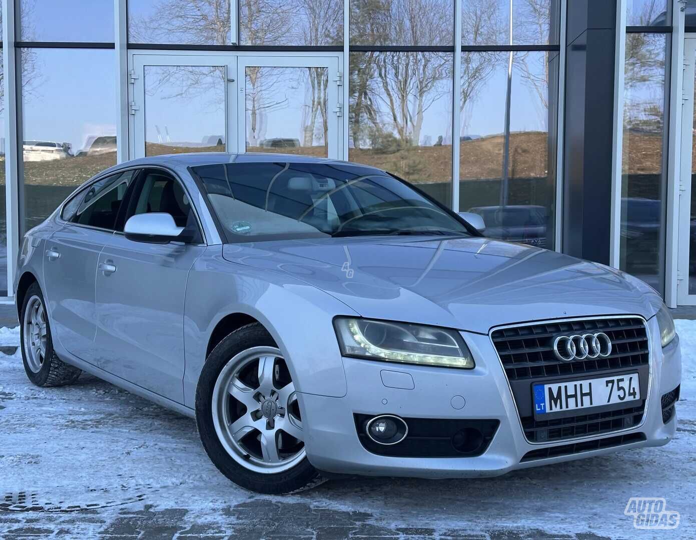 Audi A5 2011 г Хэтчбек