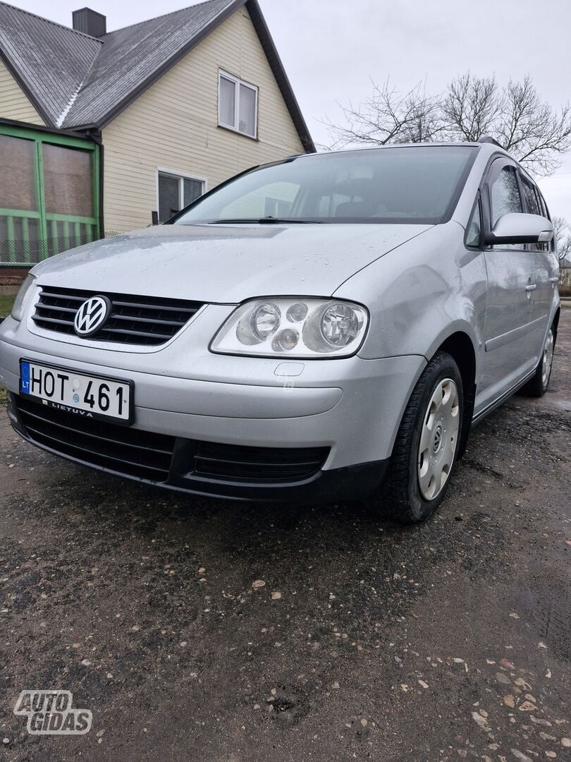 Volkswagen Touran 2004 m Vienatūris