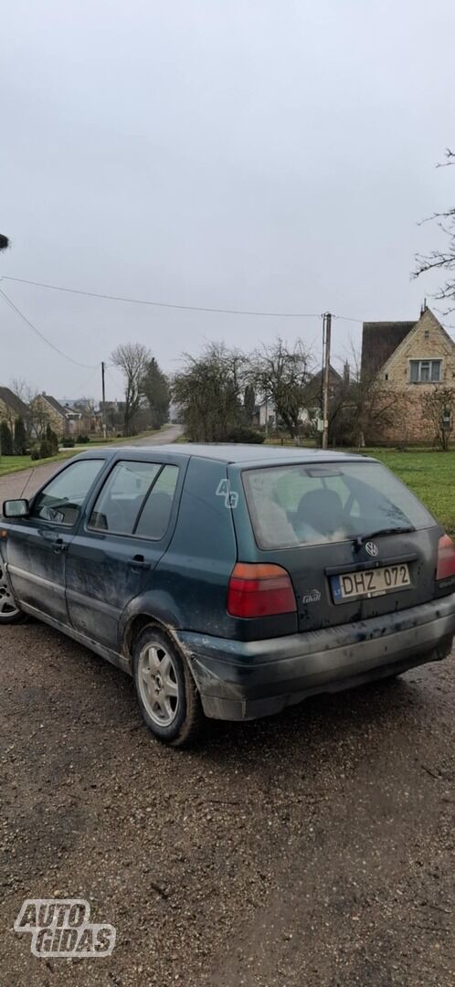 Volkswagen Golf 1998 г Хэтчбек