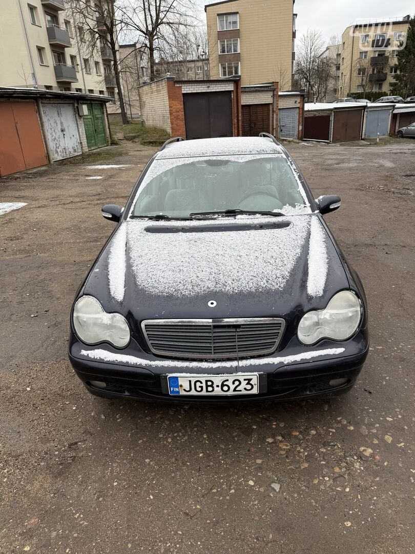 Mercedes-Benz C 180 2002 m Universalas