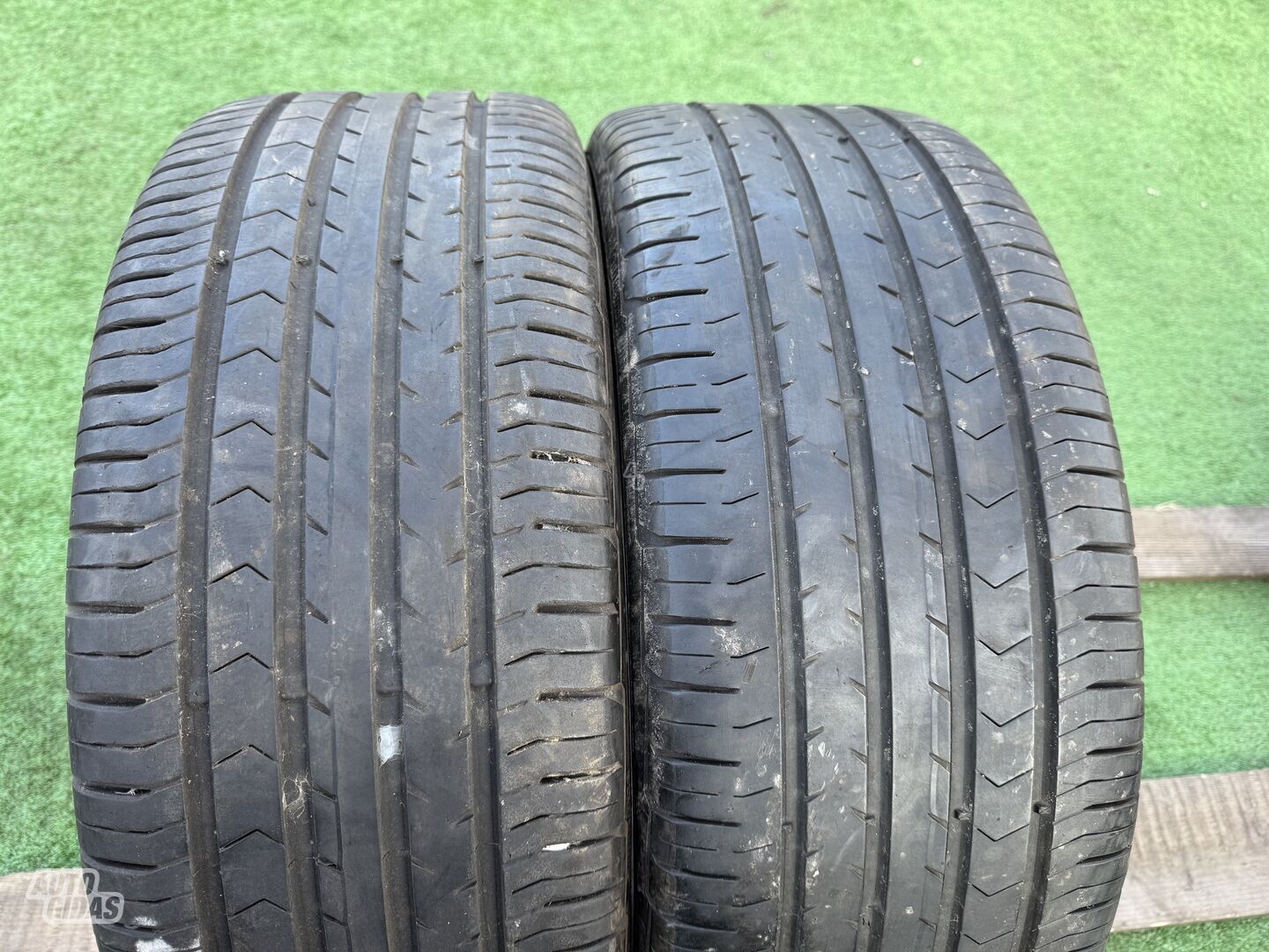 Continental Siunciam, 6mm 2019m R17 summer tyres passanger car