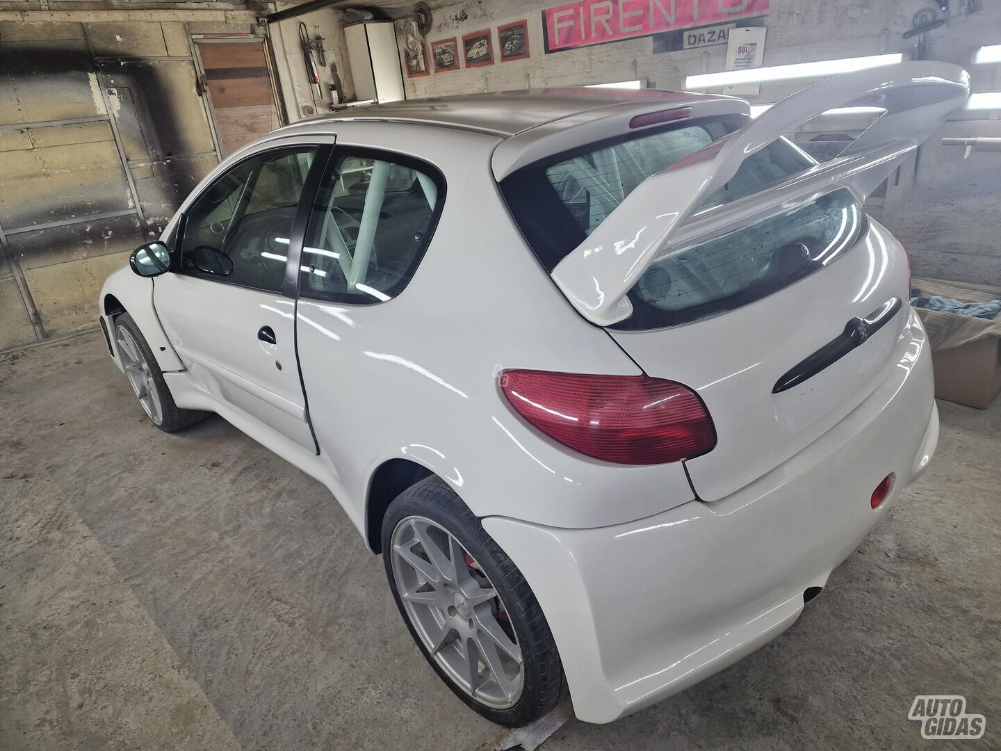 Peugeot 206 2000 г Купе