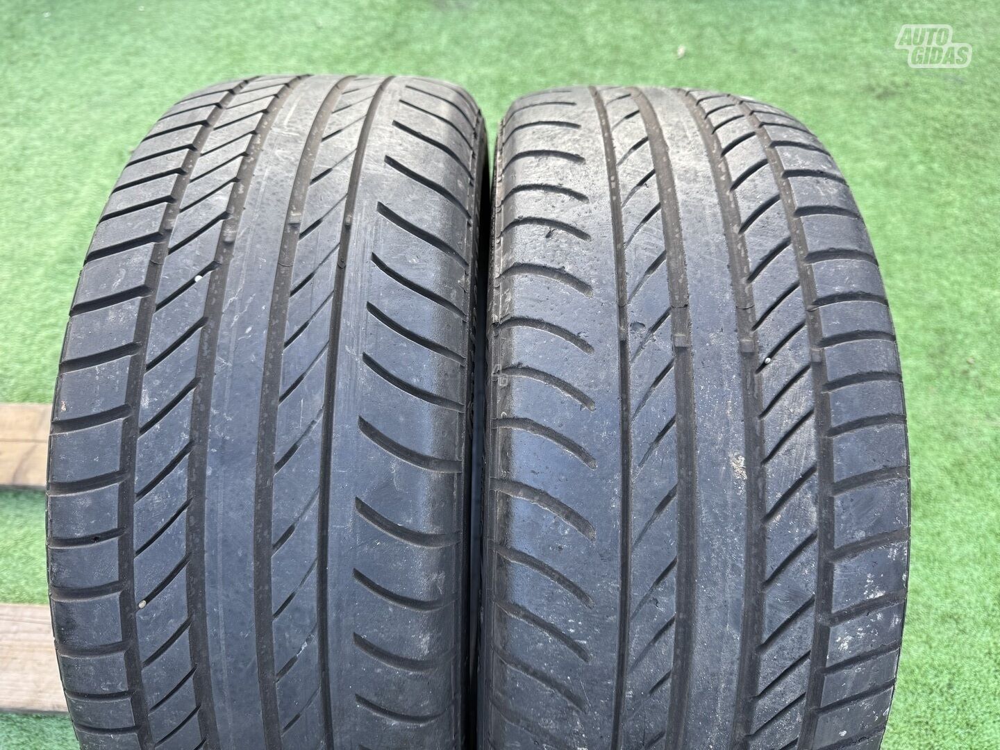 Continental Siunciam, 5mm R16 summer tyres passanger car