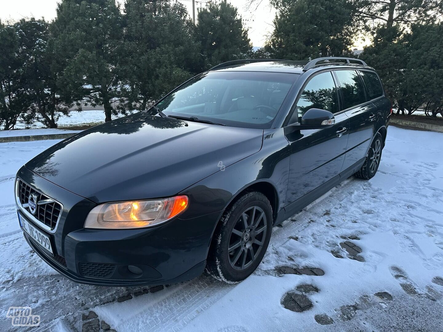 Volvo V70 2009 y Wagon