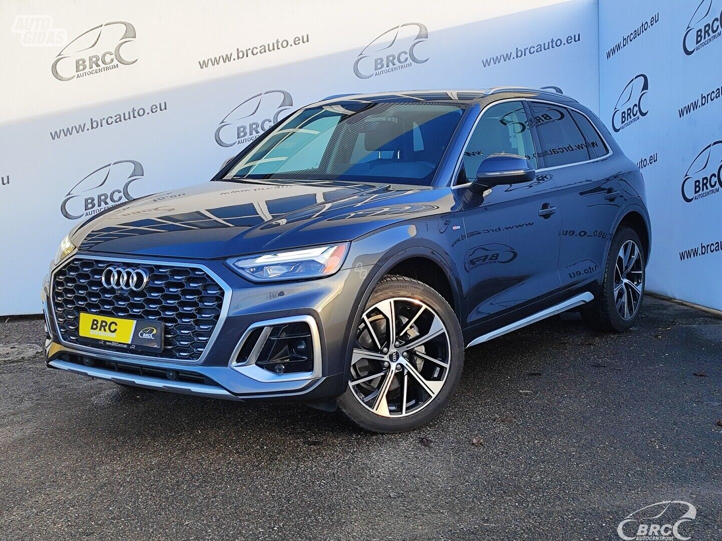 Audi Q5 2.0 TFSI Quattro S-l 2021 y