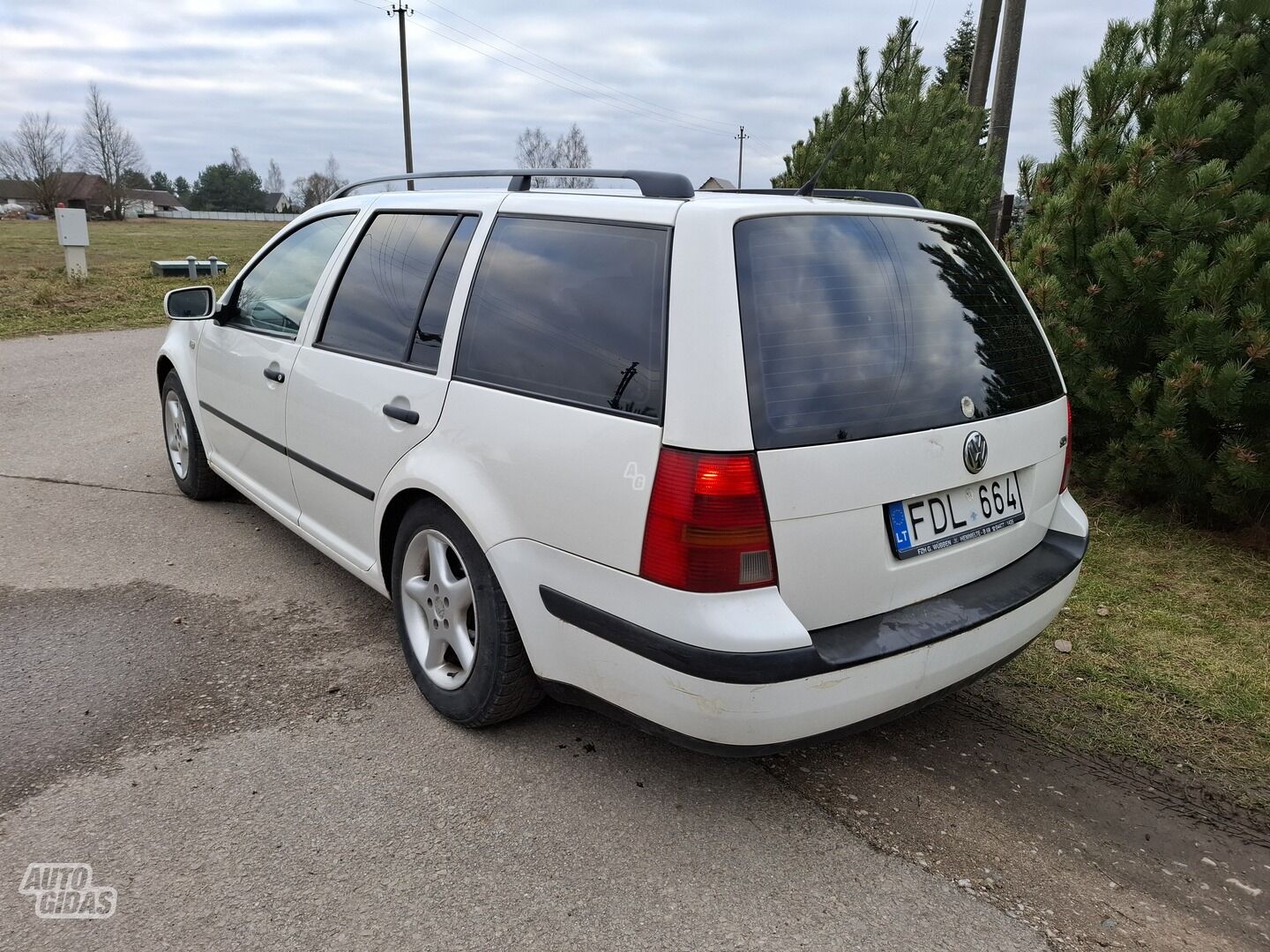 Volkswagen Golf 2000 y Wagon