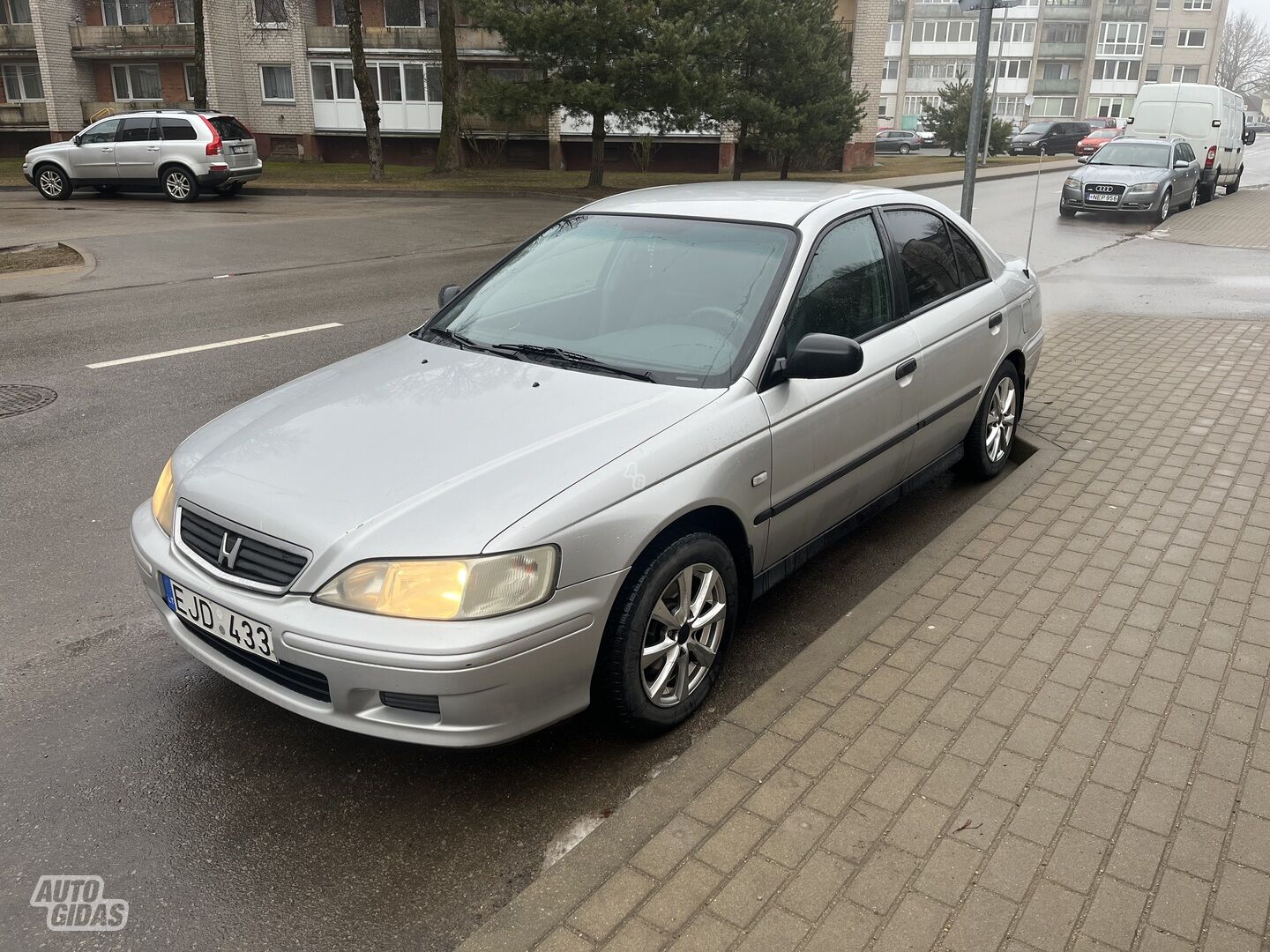 Honda Accord 1998 г Седан