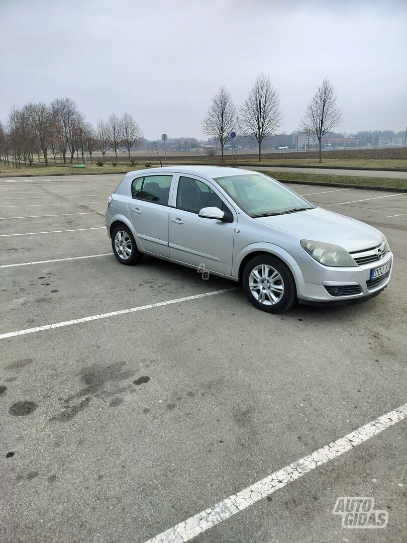 Opel Astra 2006 y Hatchback