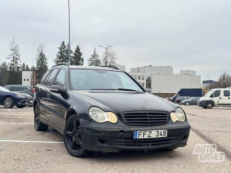 Mercedes-Benz C 220 2004 y Wagon