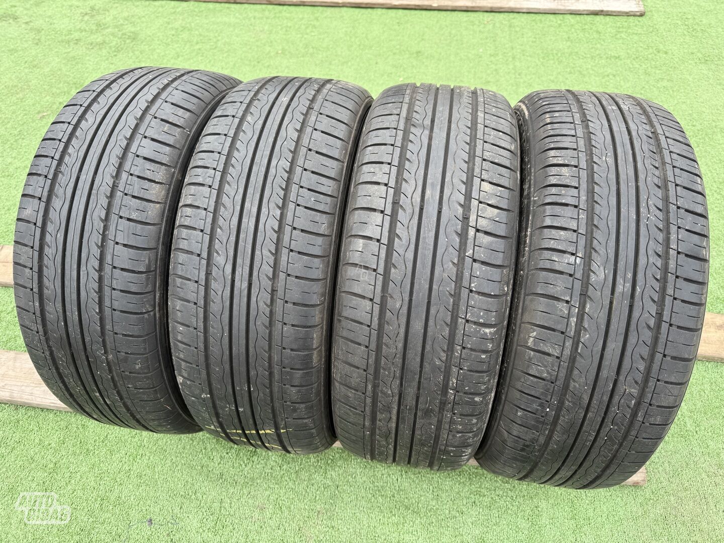 Kumho Siunciam, 6mm R17 vasarinės padangos lengviesiems