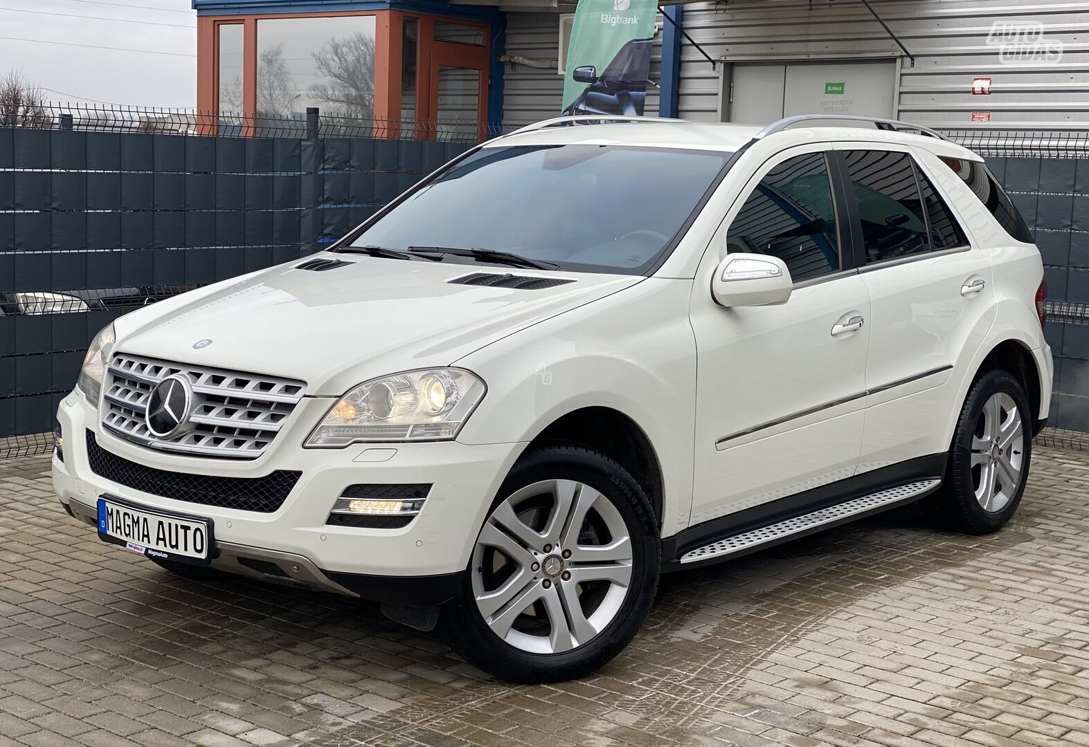 Mercedes-Benz ML 320 4Matic 2009 y