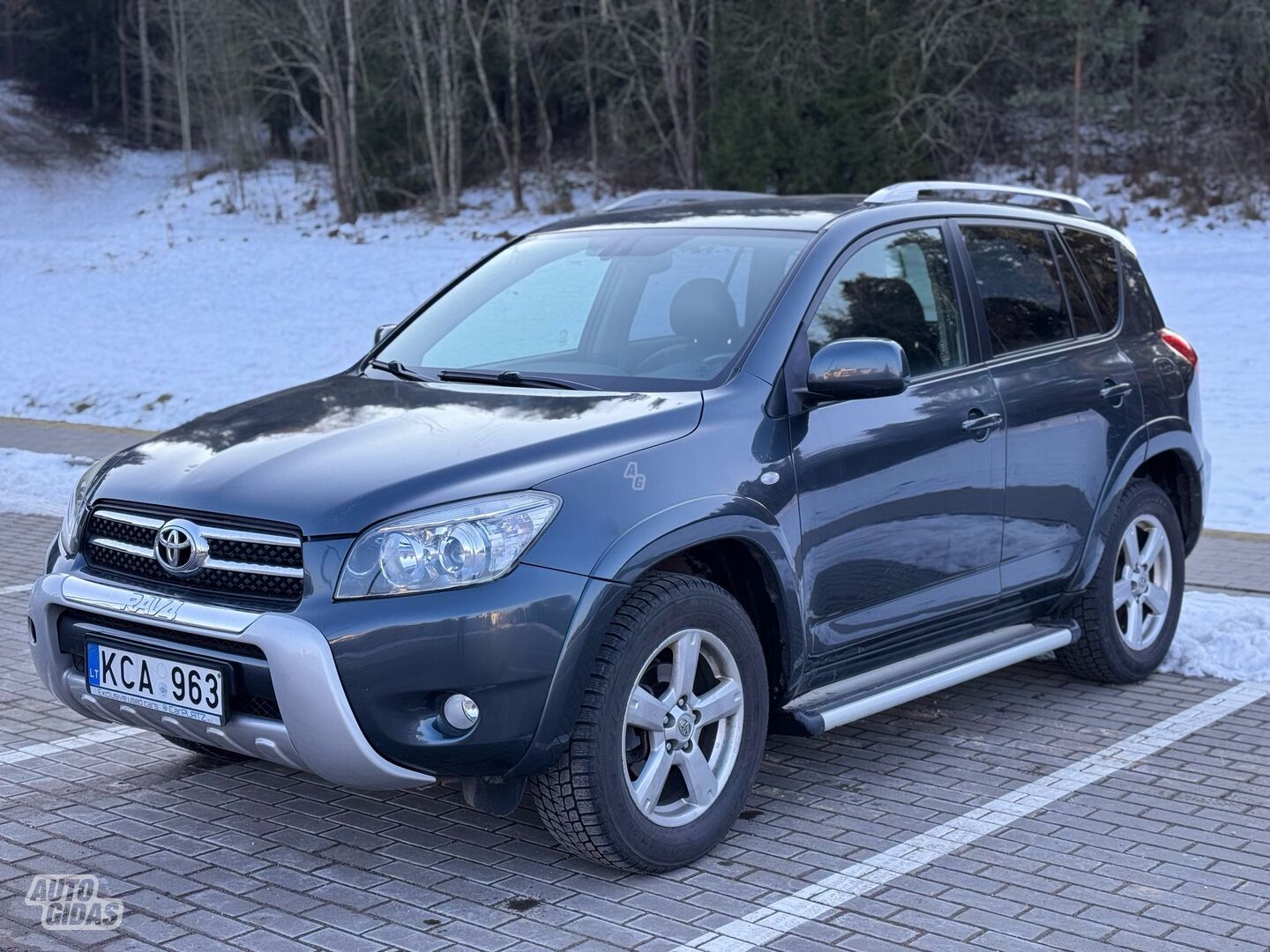 Toyota RAV4 D-4D 2009 г