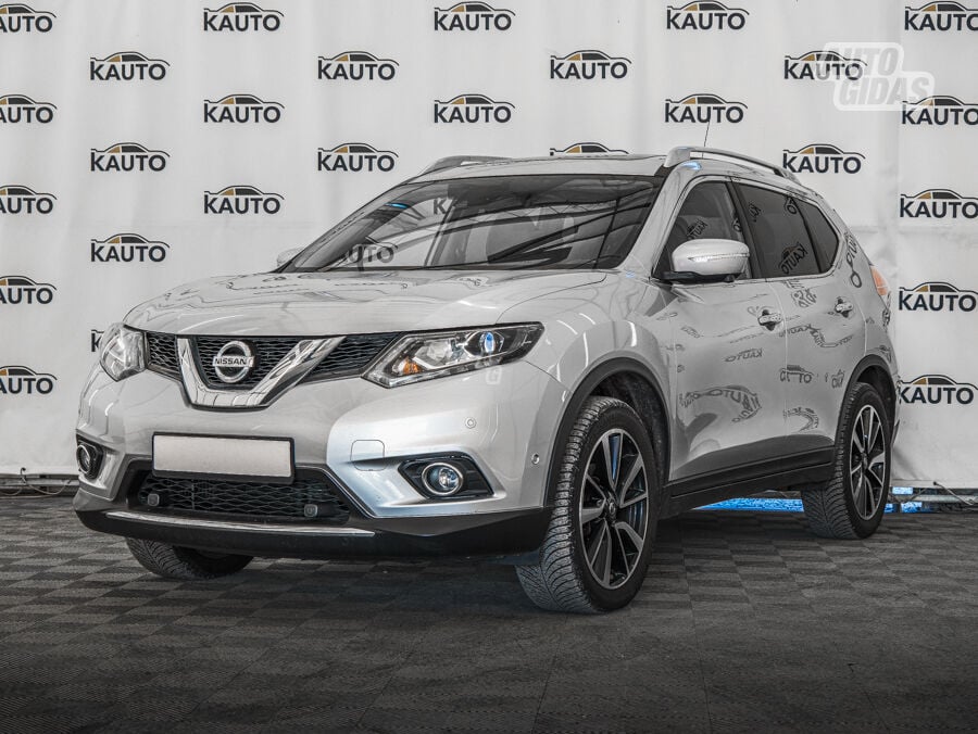 Nissan X-Trail 2014 г Внедорожник / Кроссовер