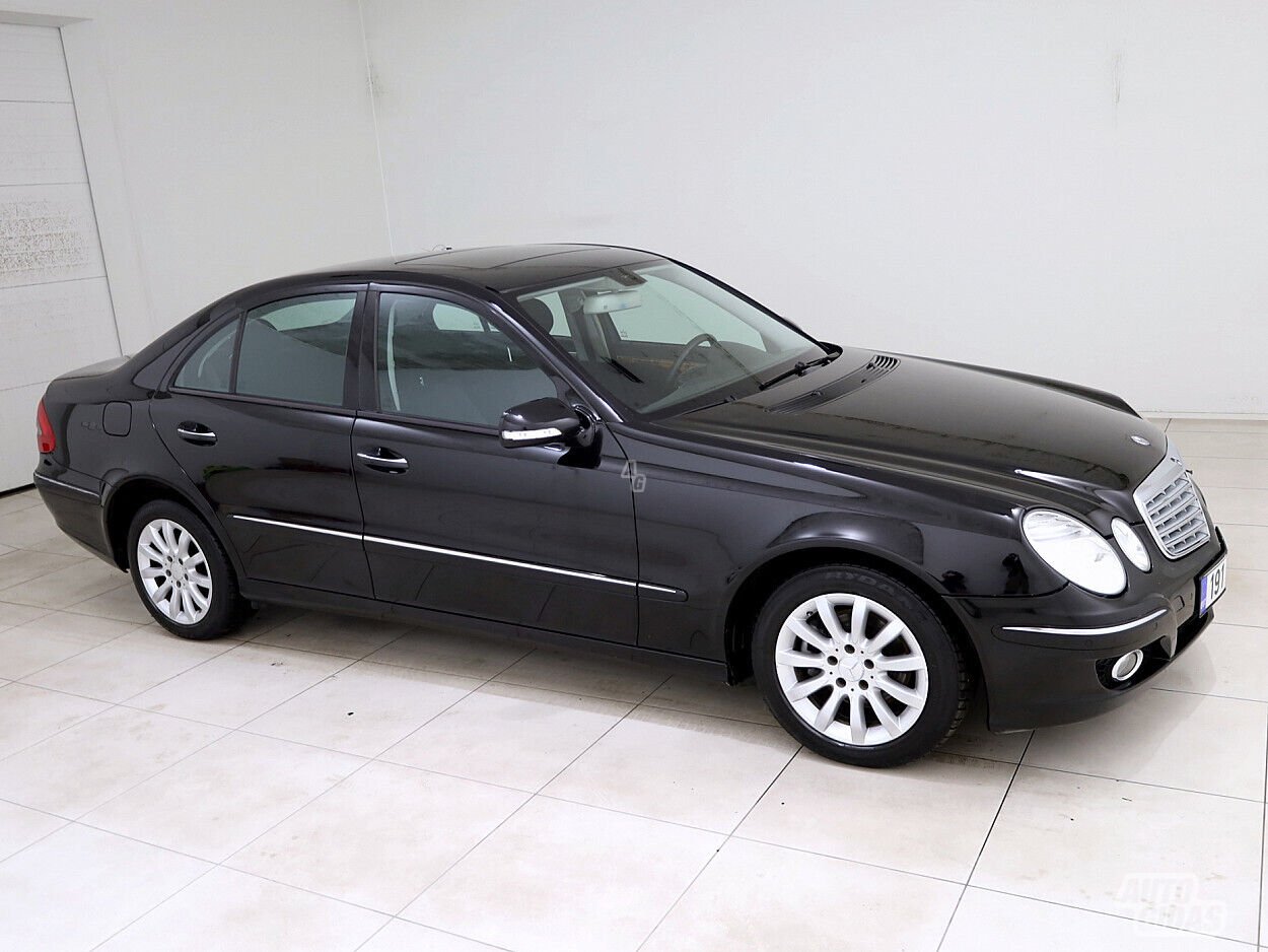 Mercedes-Benz E 200 2007 г Седан