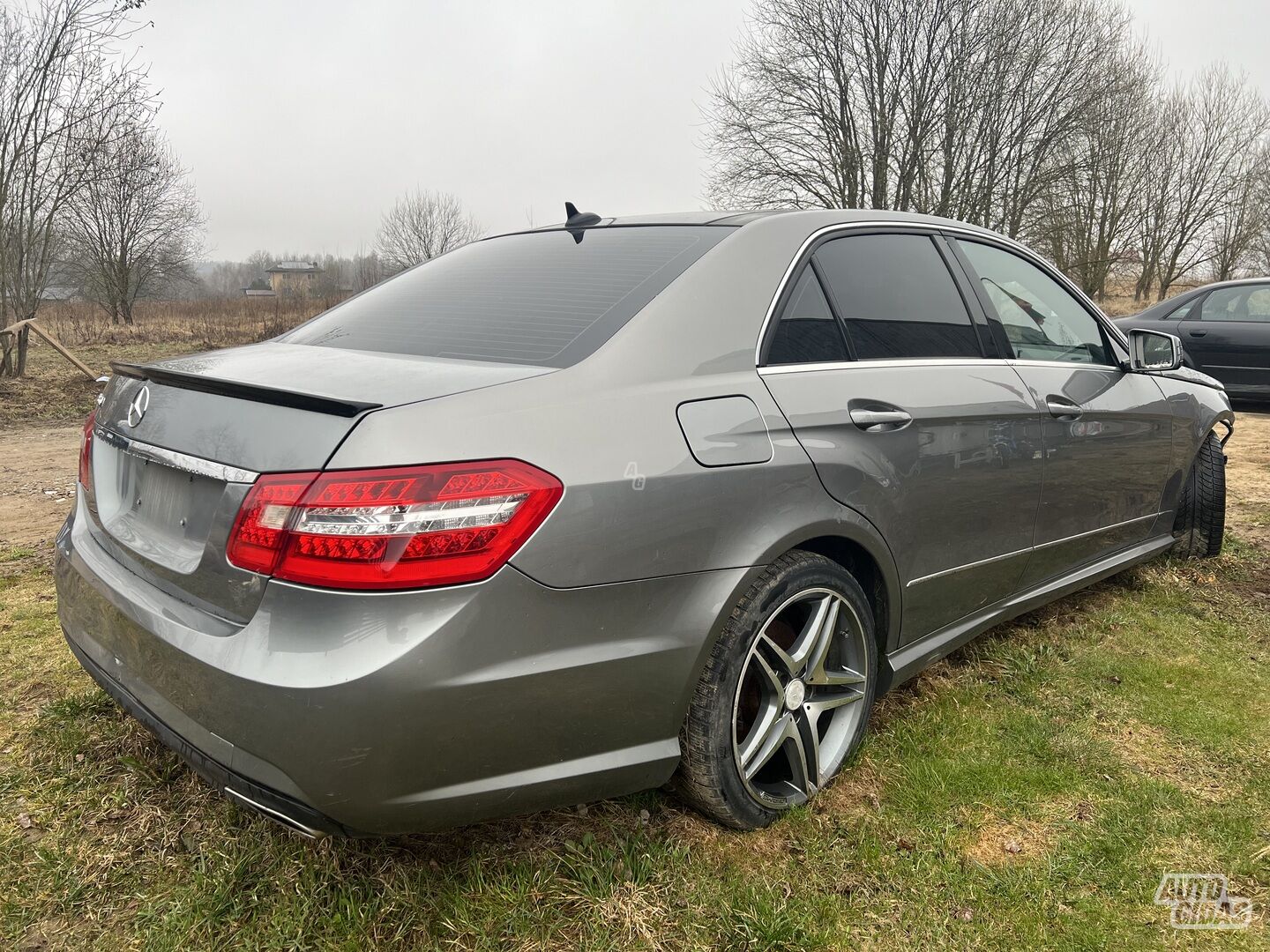 Mercedes-Benz E 350 2010 y Sedan