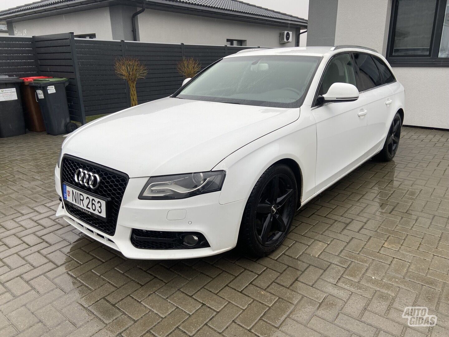 Audi A4 2009 г Универсал