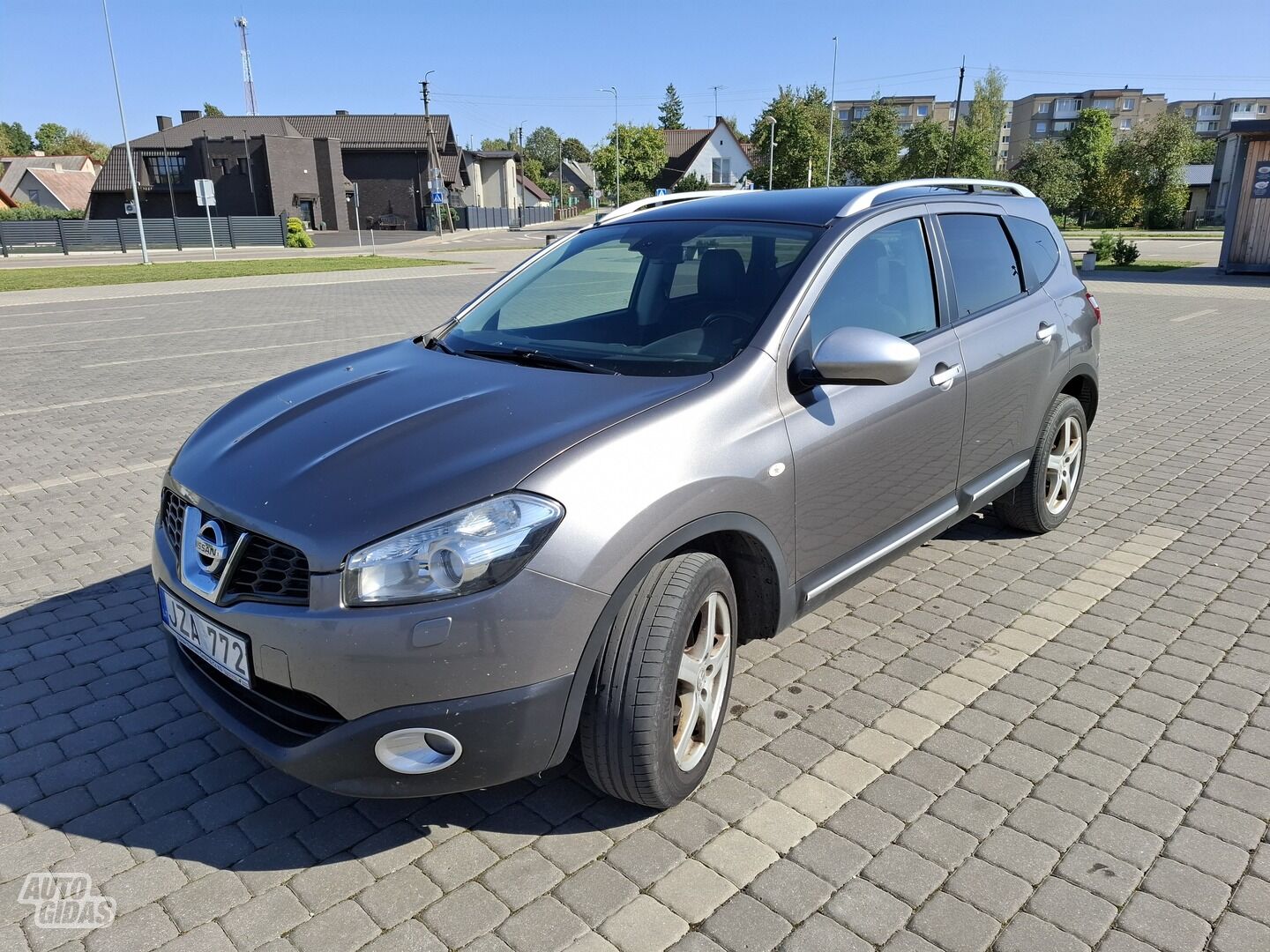 Nissan Qashqai+2 2012 г Внедорожник / Кроссовер