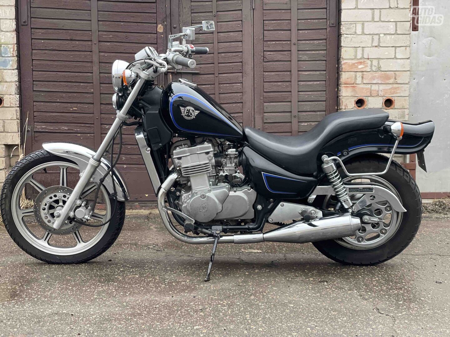 Kawasaki EN 1991 m Čioperis / Cruiser / Custom motociklas