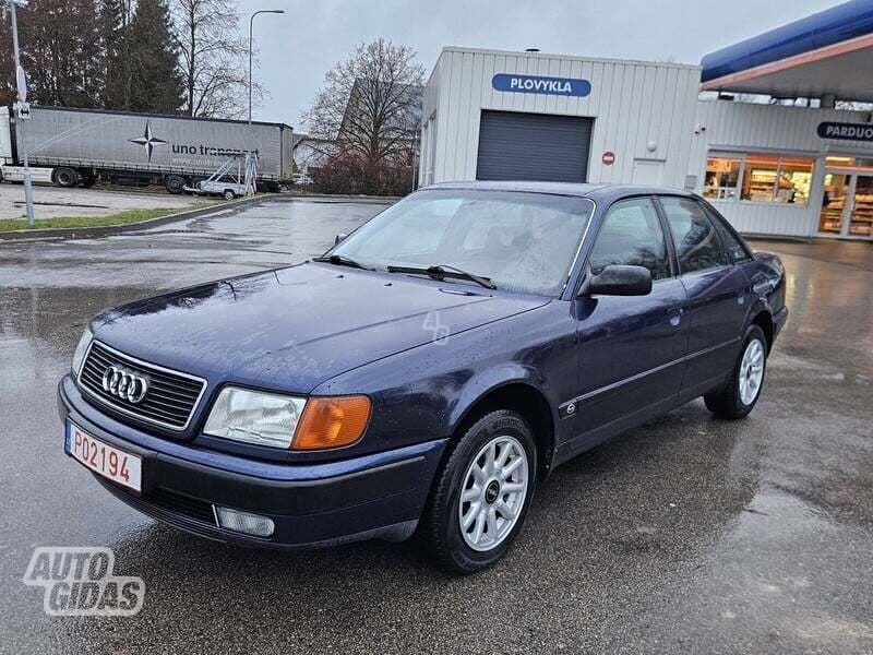 Audi 100 1993 y Sedan